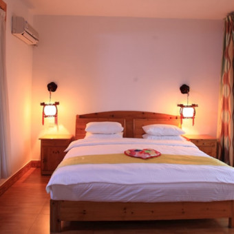 Riverside Retreat Hotel