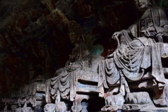 The Yuanjue Caves (圆觉洞)