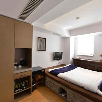 Shadow Art Performance Hotel