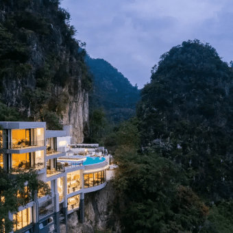 Grotte perchée Hotel